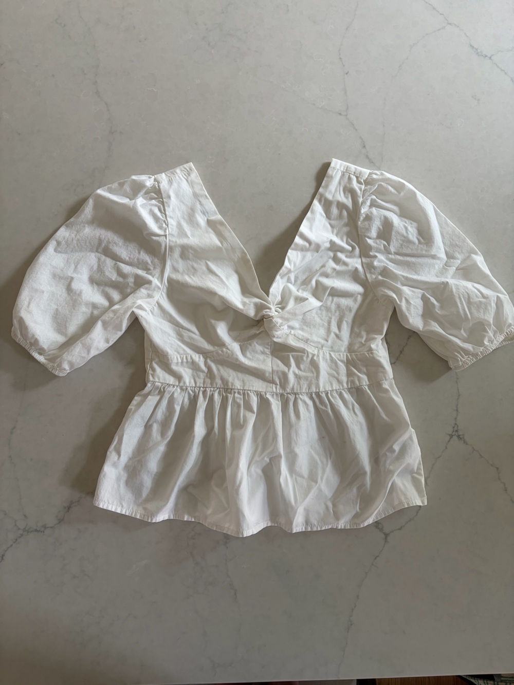 GAP White Puff Sleeve Peplum Top
